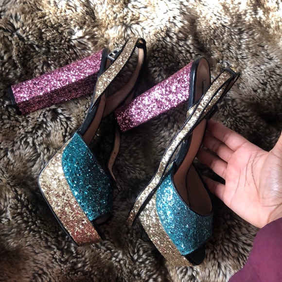 Platform - Picture 4 of 4